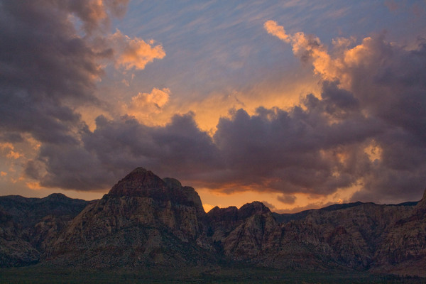 red_rocks_sunset_b.jpg