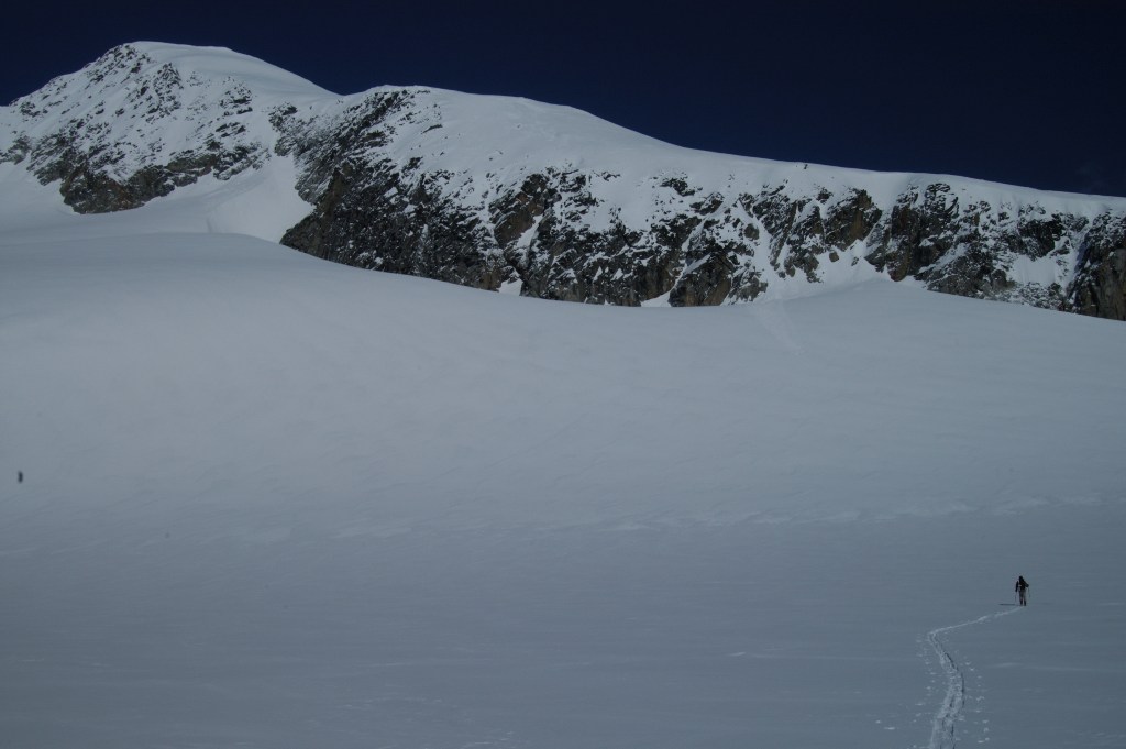 2450Skiing_Across_Inspiration_Glacier.jpg