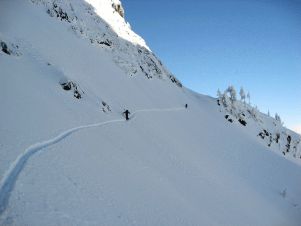 22-Crossing-to-NE-Ridge-IMG.gif