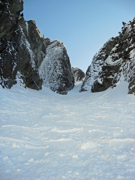 8_2011_02_19_Snoqualmie_Slot_Couloir_2772.jpg