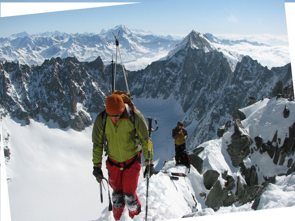 Summit_ridge_Courtes.jpg