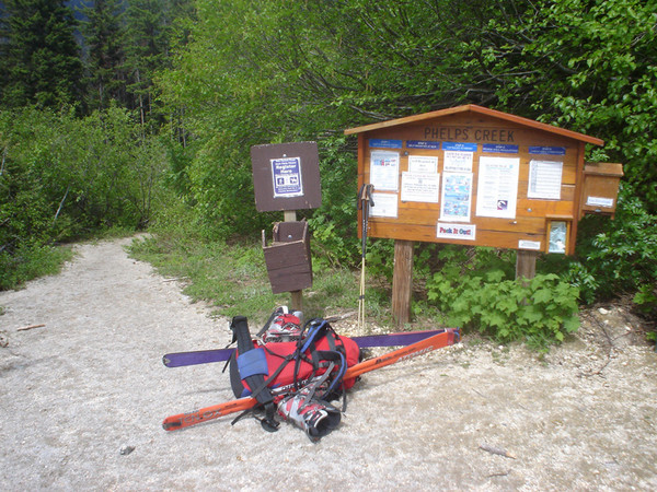 trailhead.jpg