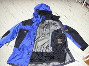 4427P1010002-med.JPG