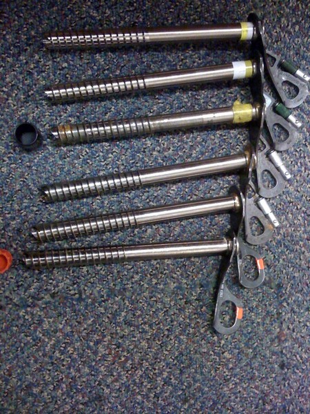 Screws.jpg