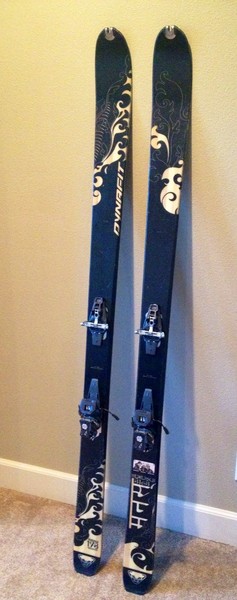 Skis4.JPG