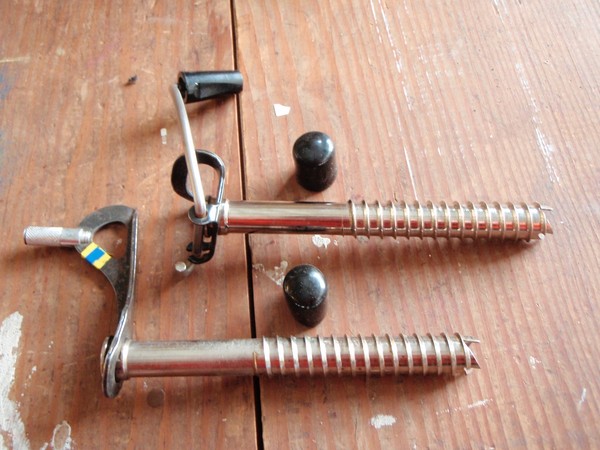 ice_screws1.jpg