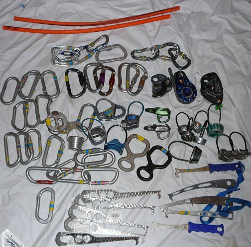 small_pic_Belay_devices_and_nut_picks.jpg