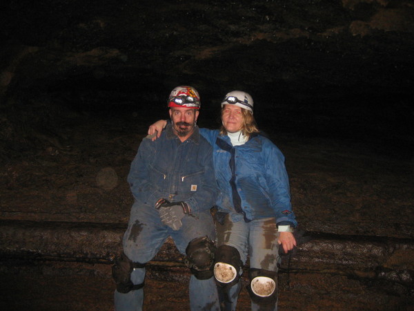 Deadhorse_Cave_with_Plaid_052.JPG