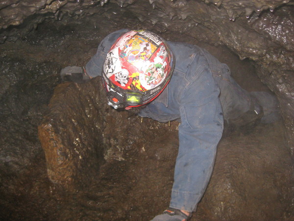 Deadhorse_Cave_with_Plaid_080.JPG