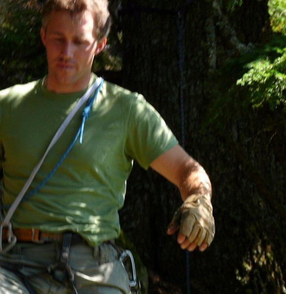 ujahn_on_top_of_cliff.jpg